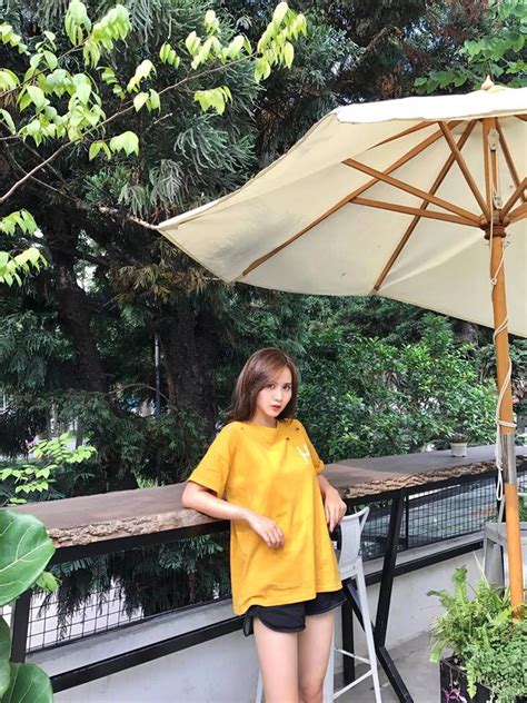 Ghen tị với tổ ấm hạnh phúc chồng chiều con ngoan của những cựu hot girl Việt đình đám