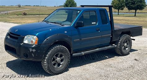 2002 Nissan Frontier King Cab Flatbed Pickup Truck In Independence Ks