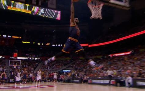 WATCH: Cavs' LeBron James flies for spectacular dunk in Atlanta ...