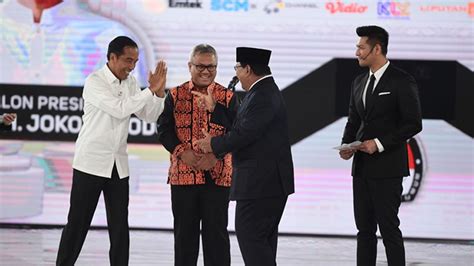 Indonesia votes 2019: Fourth debate pits Jokowi the Optimist against ...