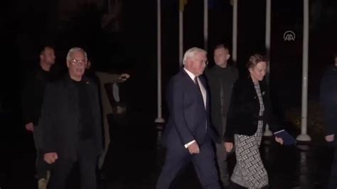 Almanya Cumhurba Kan Steinmeier Ukrayna Devlet Ba Kan Zelenskiy Ile