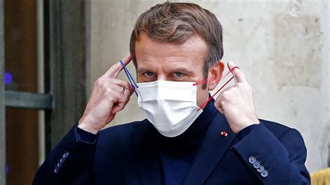 Emmanuel Macron s attaque aux non vaccinés Jai très envie de les