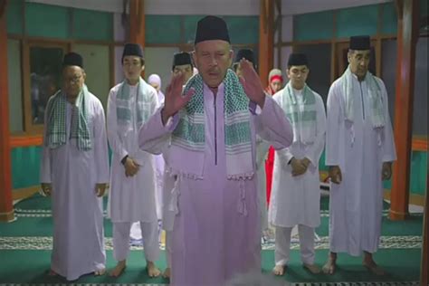 Panduan Lengkap Cara Sholat Idul Fitri Mulai Dari Niat Hingga Khutbah