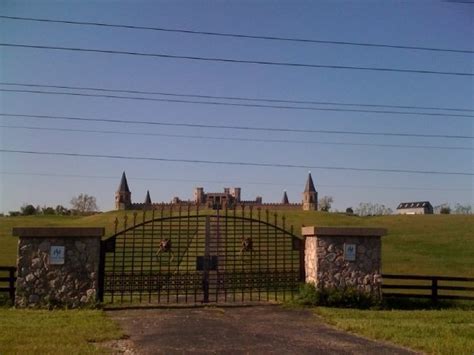 Lexington Kentuckys Castle Home Is Where The Is Pinterest