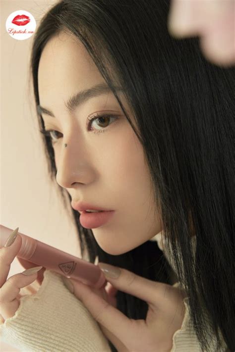 Son Ce Lay Down Cam Nude T Nhi N Nh T D Ng Blur Water Tint