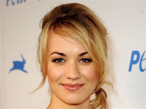 Yvonne Strahovski Net worth, Age, Bio/Wiki, Career, and Family