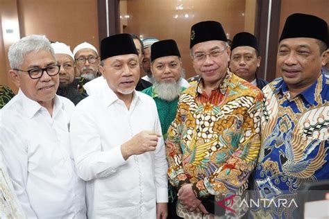 Zulkifli Hasan Ucapkan Selamat Ke Pimpinan Muhammadiyah Jatim ANTARA News