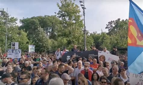 VIDEO Serbia Zeci De Mii De Oameni Au Manifestat Din Nou La Belgrad