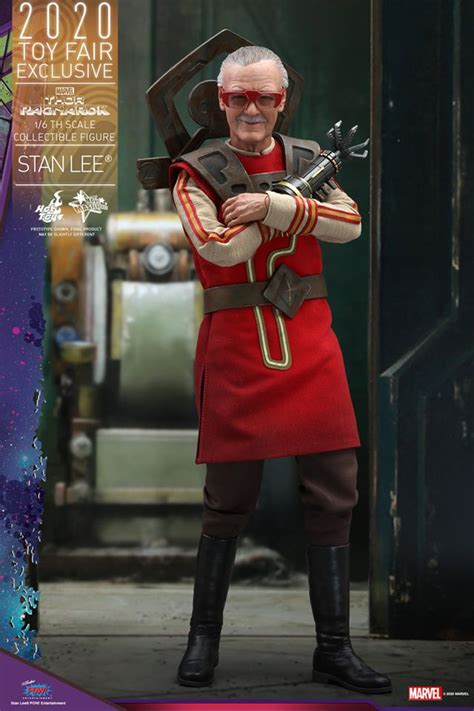 Hot Toys MMS THOR RAGNAROK STAN LEE AcareToys จำหนาย ของเลน โมเดล ชดผา Hot Toys
