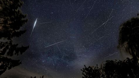 Lyrid Meteor Shower To Grace Skies In Days How To See Dozens Of Shooting Star Fireballs Per