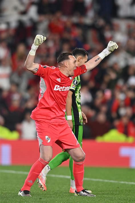 ¿Se retira Franco Armani? El arquero de River analiza su futuro y