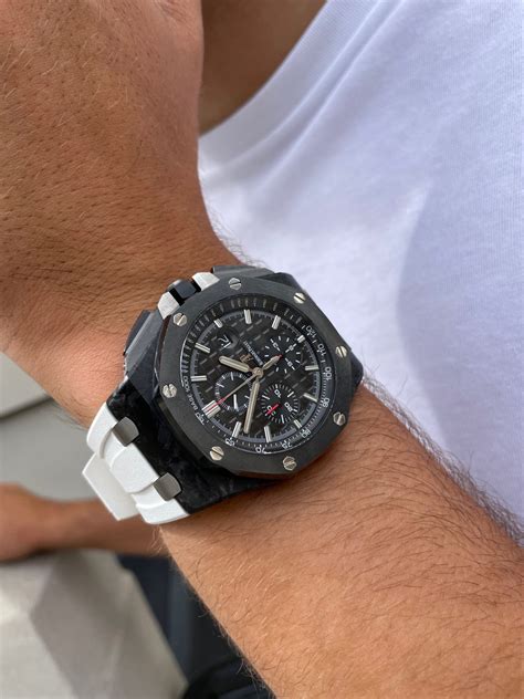 AUDEMARS PIGUET ROYAL OAK OFF SHORE CARBON MODEL 26400AU OO A002CA 01