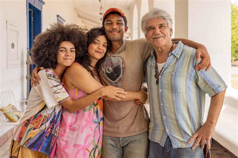 Quem eram os filhos de José Inocêncio na primeira versão de Renascer