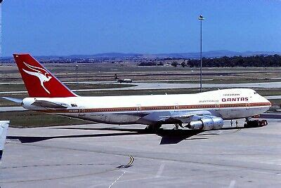 ORIGINAL COLOUR SLIDE Boeing 747 old livery VH-EBN of Qantas £5.99 ...