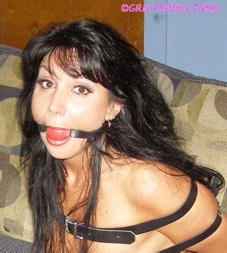 Gina Rae Michaels BONDAGE Gina Rae Michaels Struggles Nude In Leather