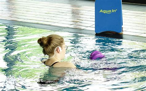 Fit Werden Und Mit Aquafitness Bungen Von Aqua In Modern Trainieren