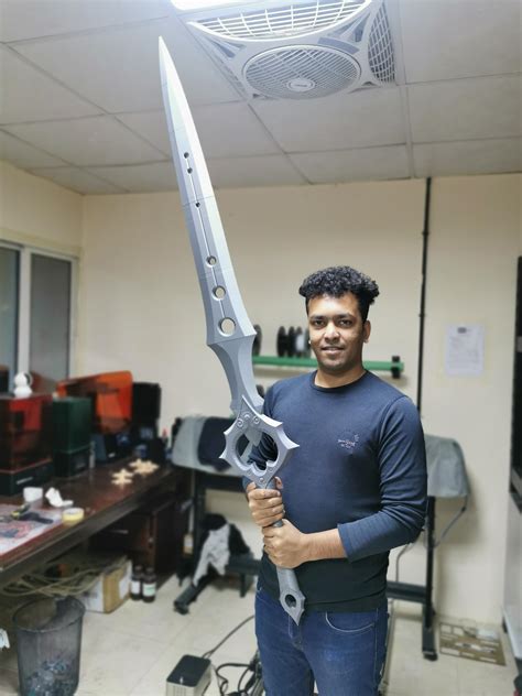 Made 1.5m Silver Infinity Blade. Who wants? : r/infinityblade