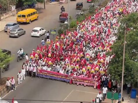 Maharashtra Farmers Protest Tribals And Farmers Marching To Mumbai