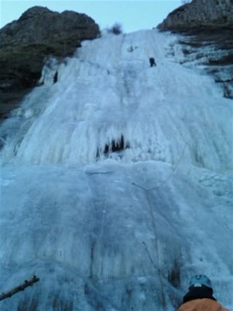 Columbia River Gorge Ice Climbing First Ice This Season