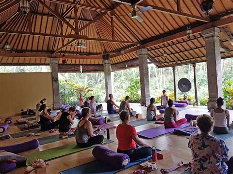 20 Calming And Relaxing Yoga Retreat In Bali For Your Body And Soul