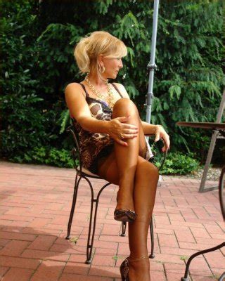 Leggy Lady Barbara In Brown Stockings And High Heels Porn Pictures XXX Photos Sex Images