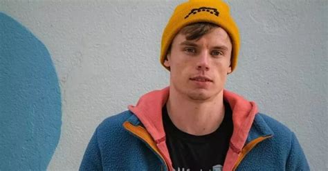 Irishman Being Blackmailed As Scammer Threatens To Share His Nude Photos With His Mother Irish