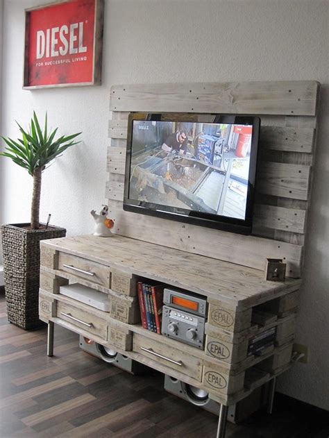 Meuble TV palette Le recyclage en chaîne