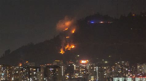 Pese A Rebrote Controlan Incendio En Ladera Del Cerro San Crist Bal