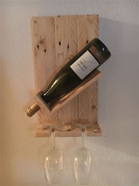 Individual Wine Bottle Holder Made Out Of Scrap Pallet Wood Super Easy