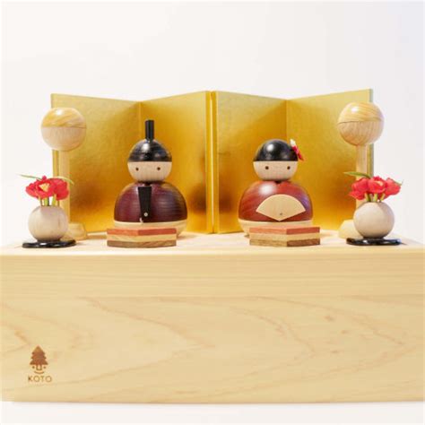 Wooden Hinamatsuri Dolls Set | Japan Trend Shop