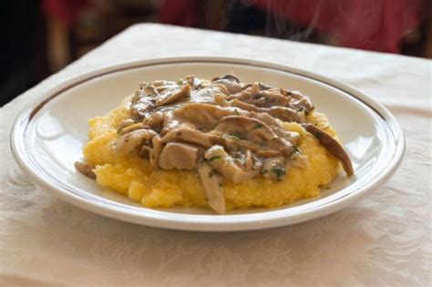 Polenta Con Crema Di Ricotta E Funghi Ginger Tomato