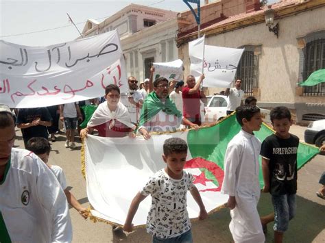 مظاهرات بنكهة التأهل إلى نصف نهائي الكان الحراك الشعبي السلمي بولاية