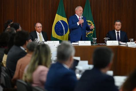 Lula Faz Primeira Reunião Com 37 Ministros Quem Fizer Errado Será