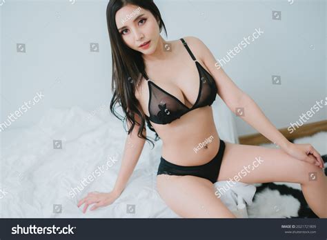Beautiful Sexy Woman Black Lingerie Stock Photo Shutterstock