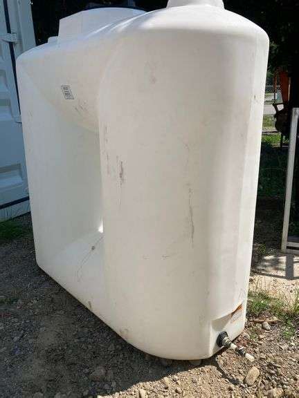 500 Gallon Water Tank - Southern Interior Auctions