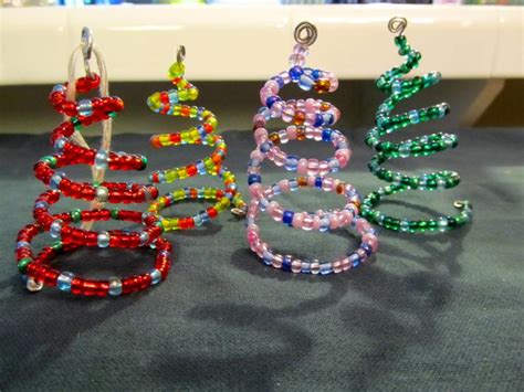 Поделки из бусин своими руками - мастер-классы для начинающих (69 фото)