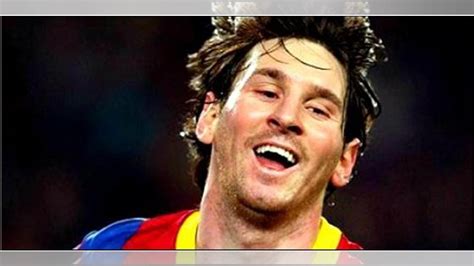 Lionel Messi Hinchas Del Barcelona Lo Insultan Sin Piedad Video