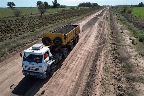 Avanza la estabilización del Camino Rural Villanueva Ranchos en