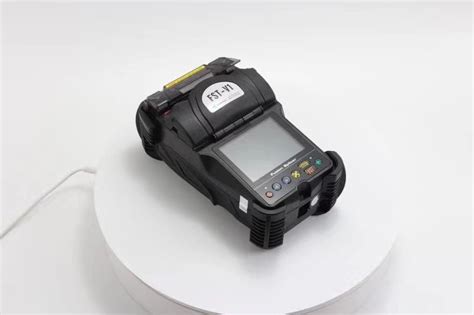 Portable FTTX Active V Groove Cladding Alignment Fusion Splicer Optical