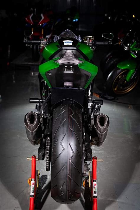 Kawasaki Ninja Zx R Cc Ennxo