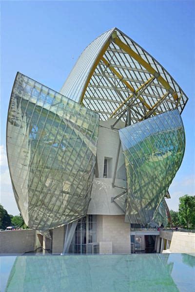 Paris La Fondation Louis Vuitton Iucn Water