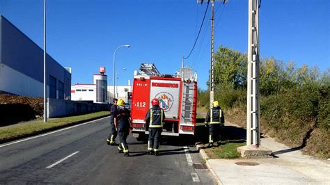 Un Trabajador Herido Grave Al Caerle Un Pal Encima En El Pol Gono De