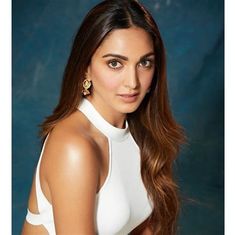 Exclusive Kiara Advani To Wrap Up Jug Jugg Jeeyo In November Right