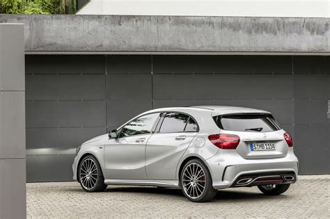 Mercedes Benz A Class A 250 Sport AMG Line Rocznik 2016