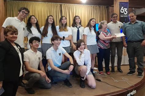 El Rotary Club Huarmi Realiz La Distinci N Al Estudiante Solidario