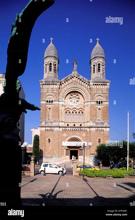 Saint raphael church france hi-res stock photography and images - Alamy