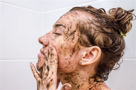 The Dos And Donts Of Exfoliating Your Skin Hooshout