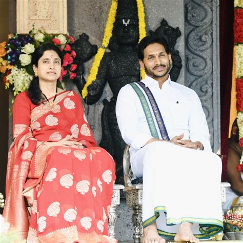 Cm Ys Jagan Mohan Reddy Fhd Wallpapers Jagananna Connects