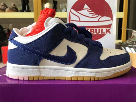 NIKE DUNK LOW SB LOS ANGELES DODGERS 2022 DO9395 400 Kickbulk Sneaker