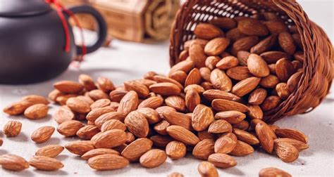 Benefits Of Almonds For Healthy And Glowing Skin During The Summer